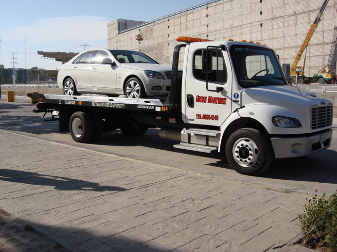 Servicio de gruas para automoviles